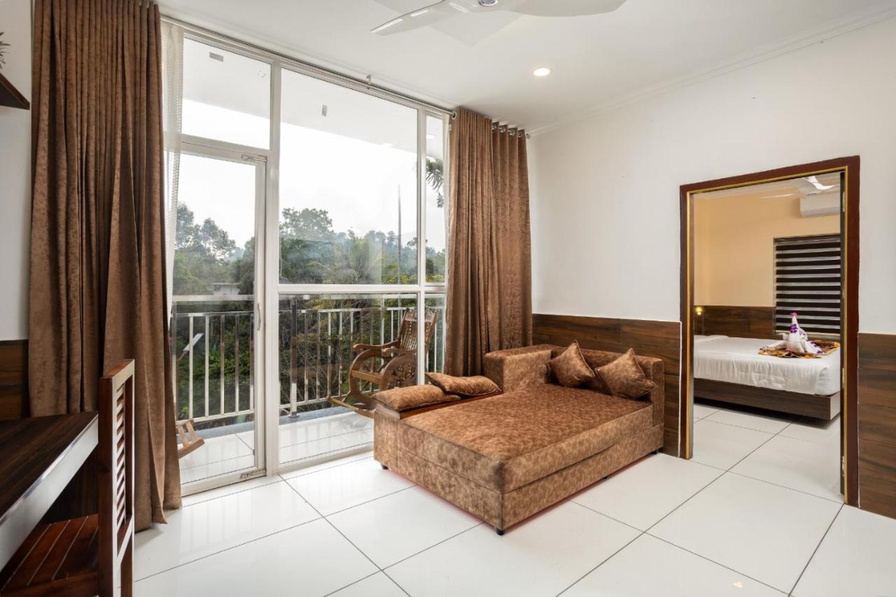 Star Emirates Luxury Resort And Spa, Munnar Anachal Esterno foto