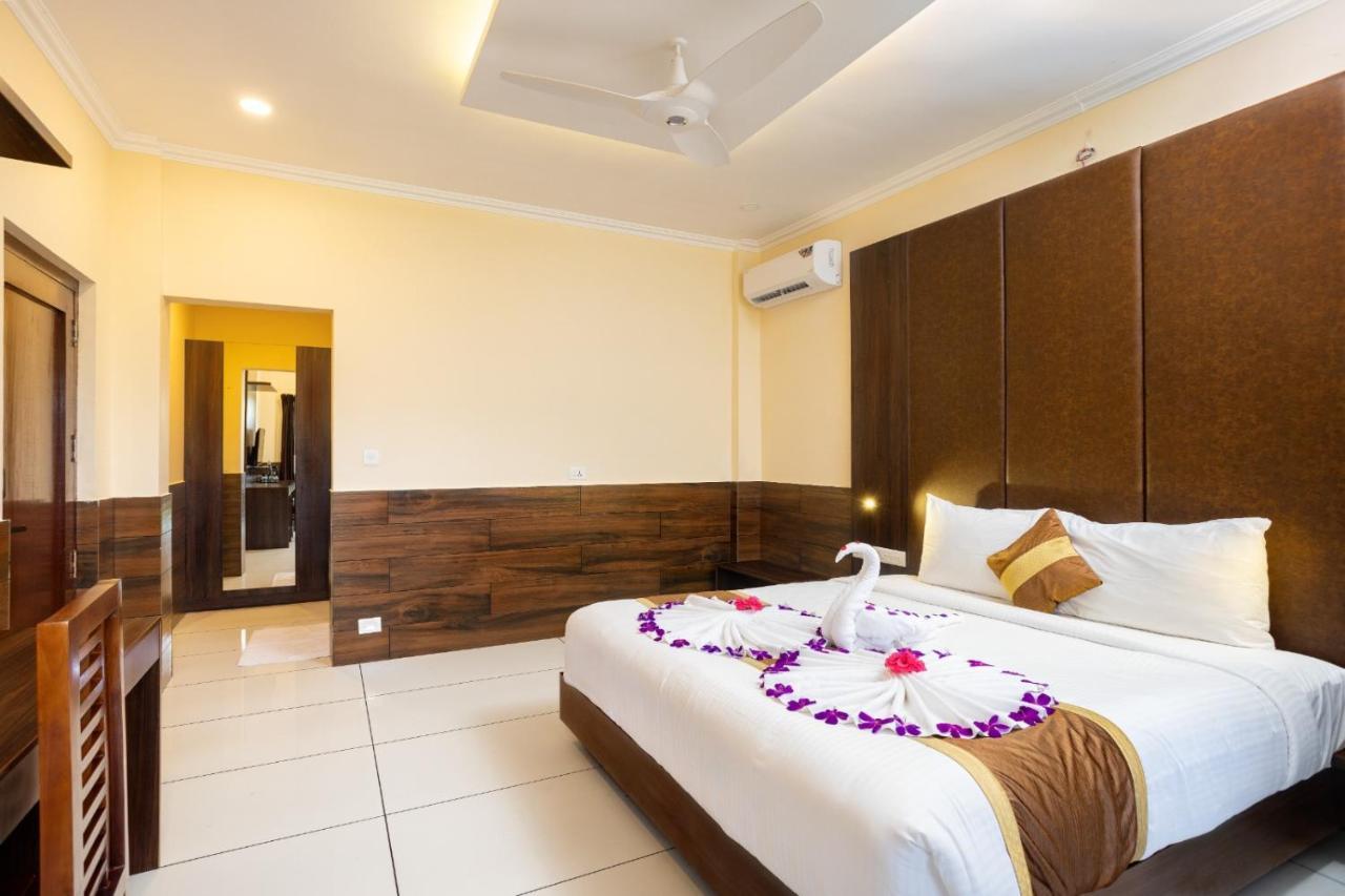 Star Emirates Luxury Resort And Spa, Munnar Anachal Esterno foto