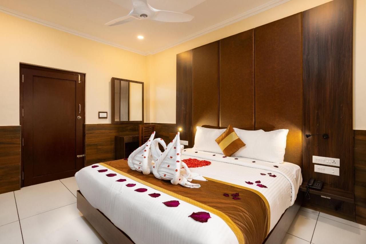 Star Emirates Luxury Resort And Spa, Munnar Anachal Esterno foto