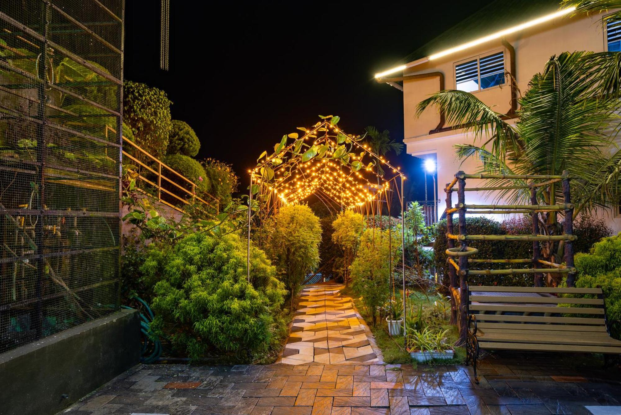 Star Emirates Luxury Resort And Spa, Munnar Anachal Esterno foto