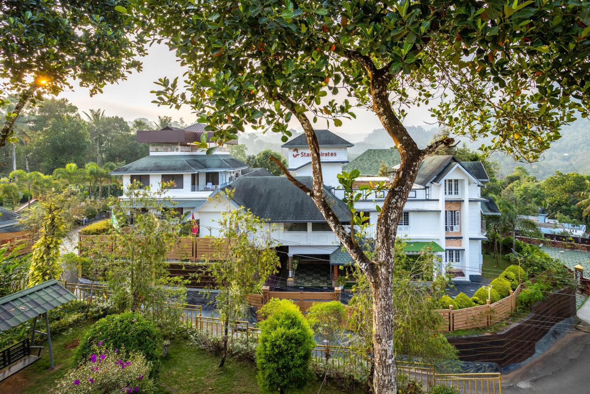 Star Emirates Luxury Resort And Spa, Munnar Anachal Esterno foto