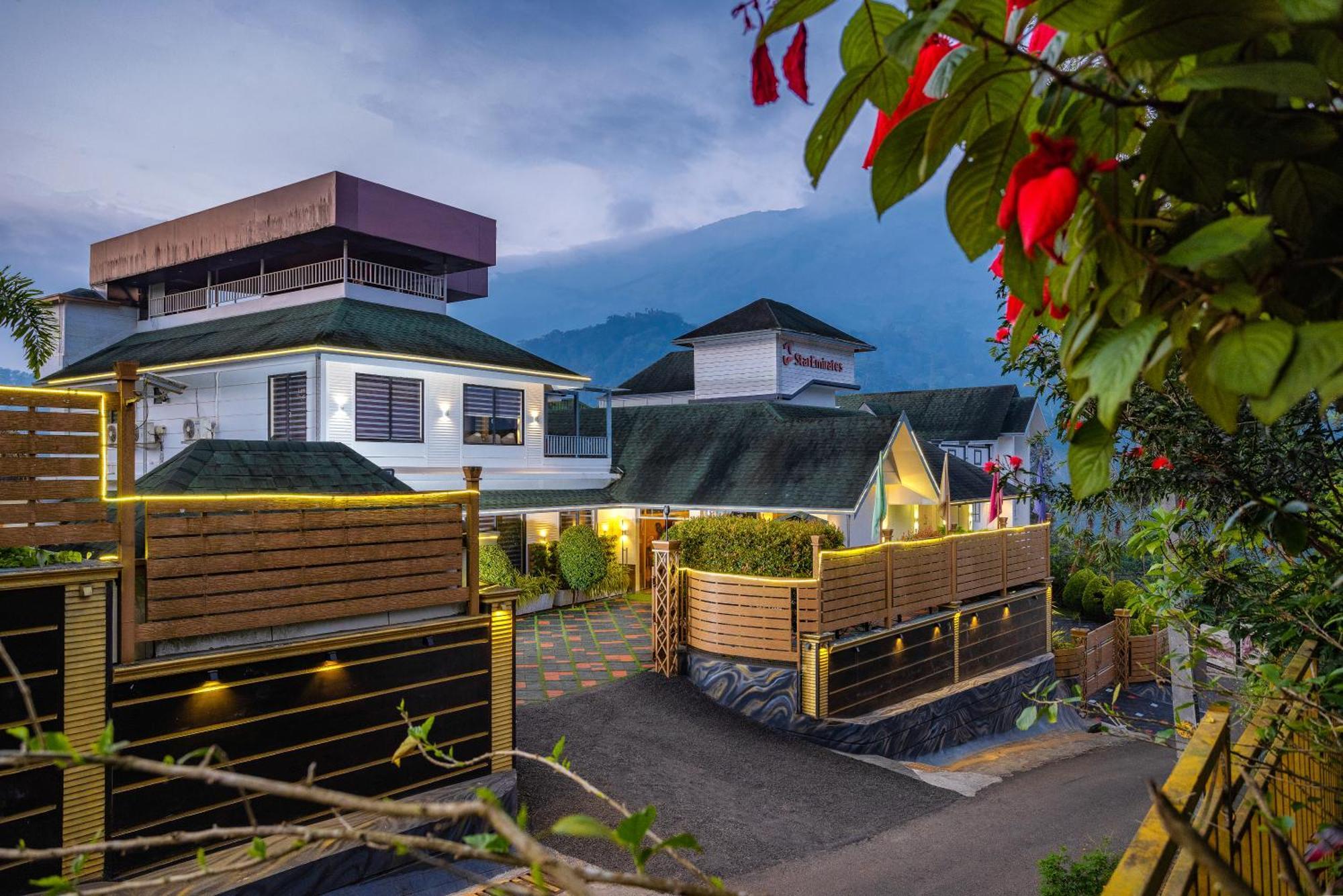 Star Emirates Luxury Resort And Spa, Munnar Anachal Esterno foto